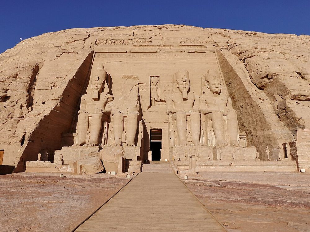 Templos de Abu Simbel, Anónimo (encargo de Ramsés II)