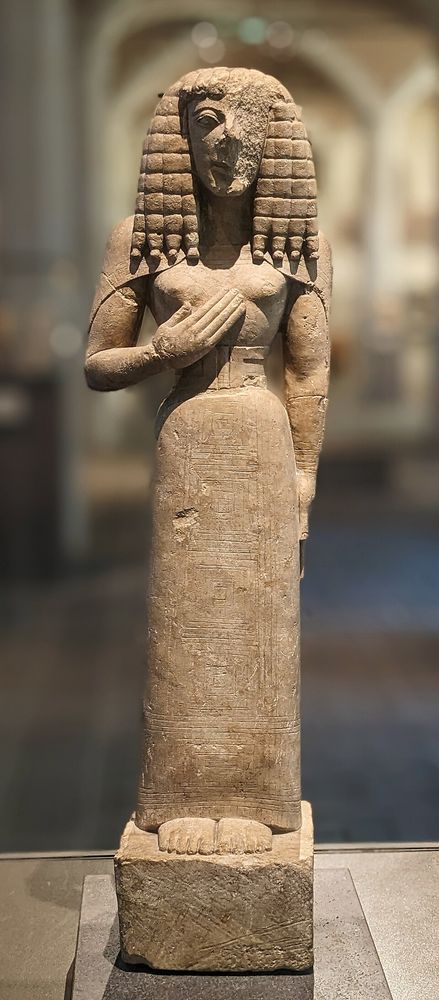Dama de Auxerre, Anónimo